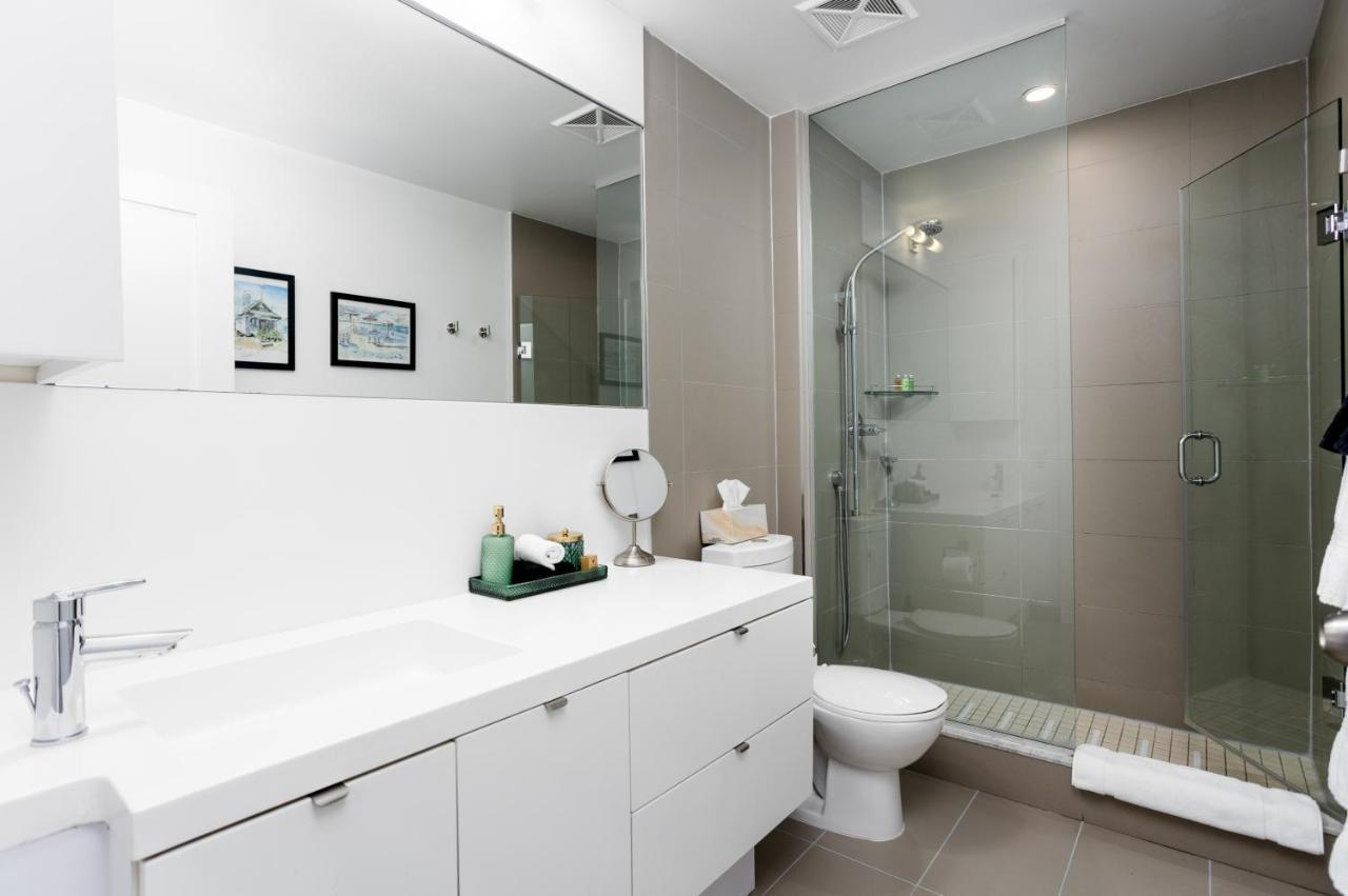 Stylish Suite At 300 Front Street W โตรอนโต ภายนอก รูปภาพ